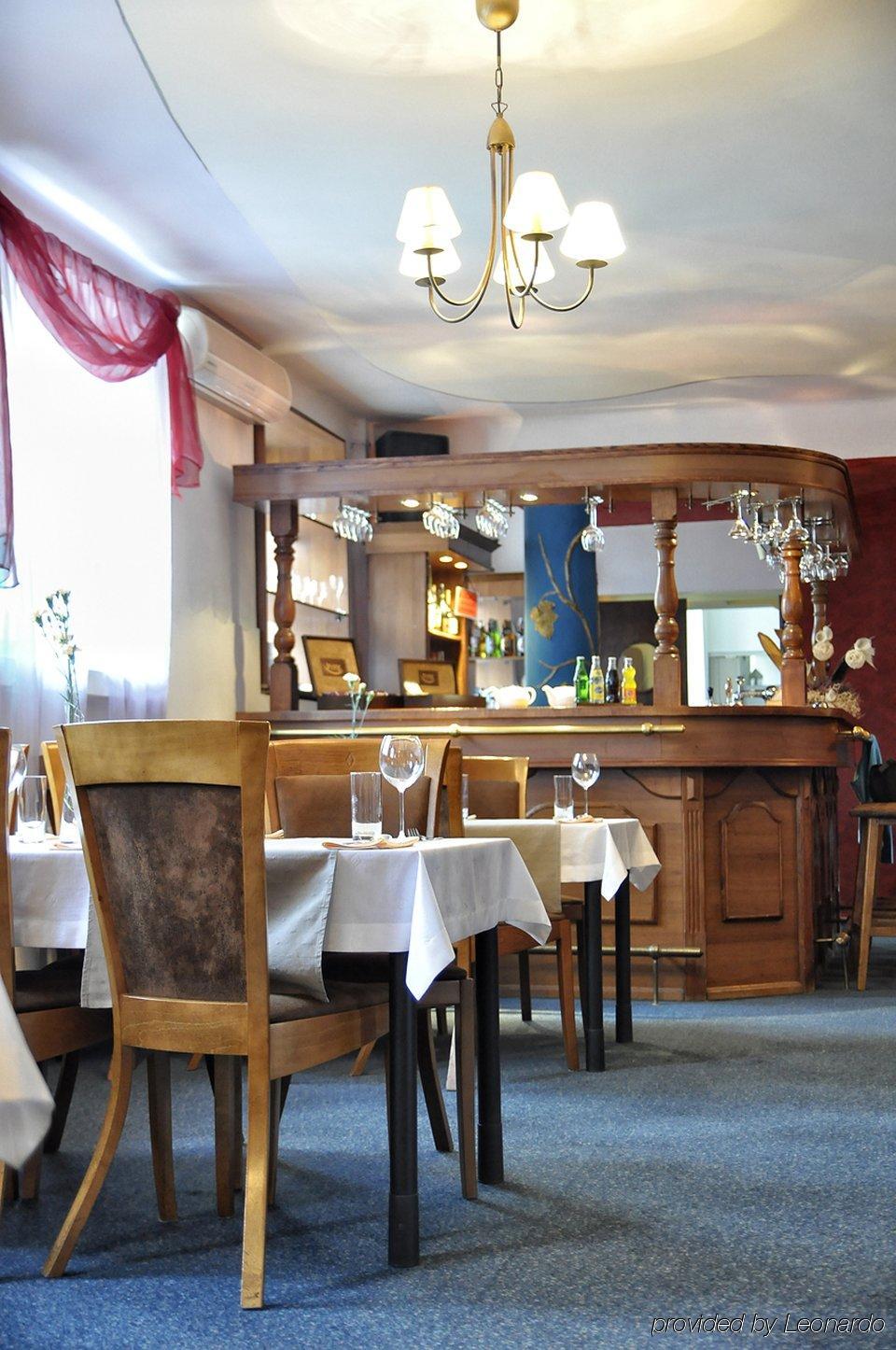 Brojan Hotel Jaworzno Restaurant foto