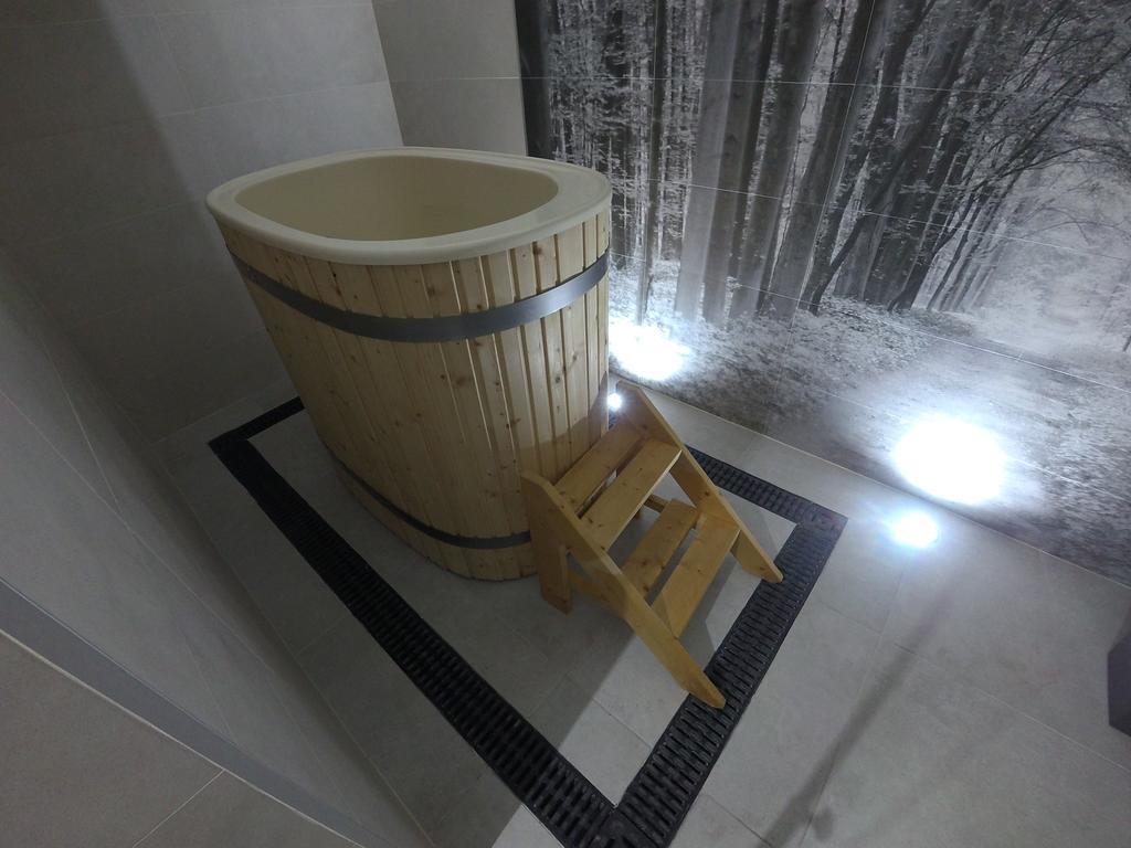 Brojan Hotel Jaworzno Buitenkant foto