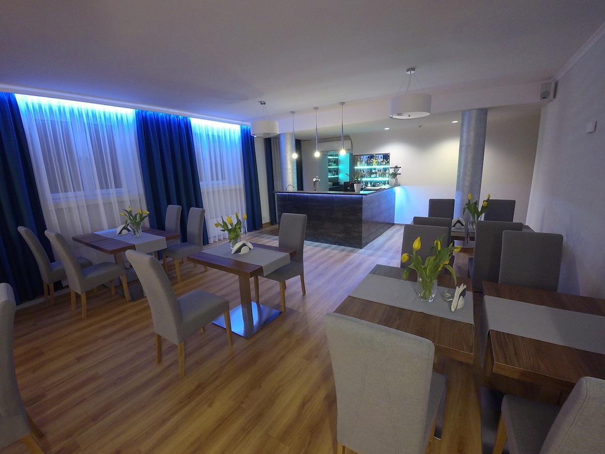 Brojan Hotel Jaworzno Buitenkant foto